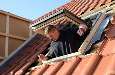 Pose de fenêtres de toit Velux à Saponay